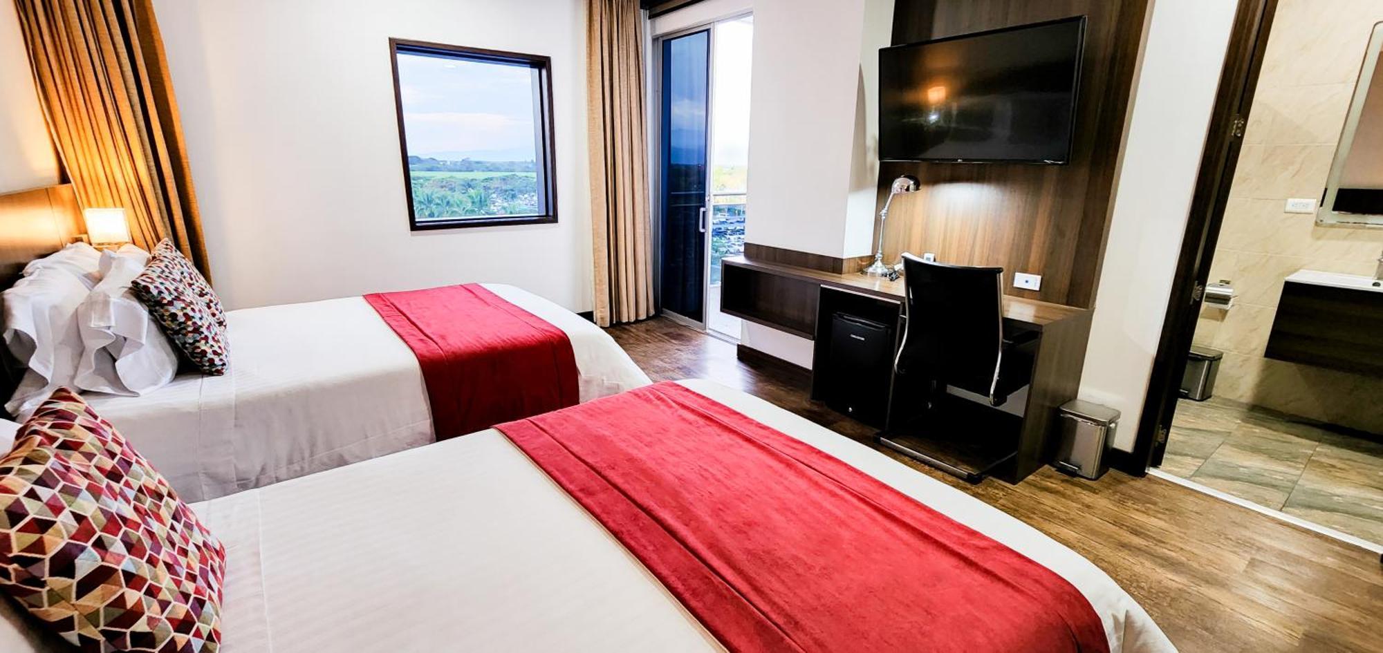 Hotel Royal Elim International Калі Екстер'єр фото