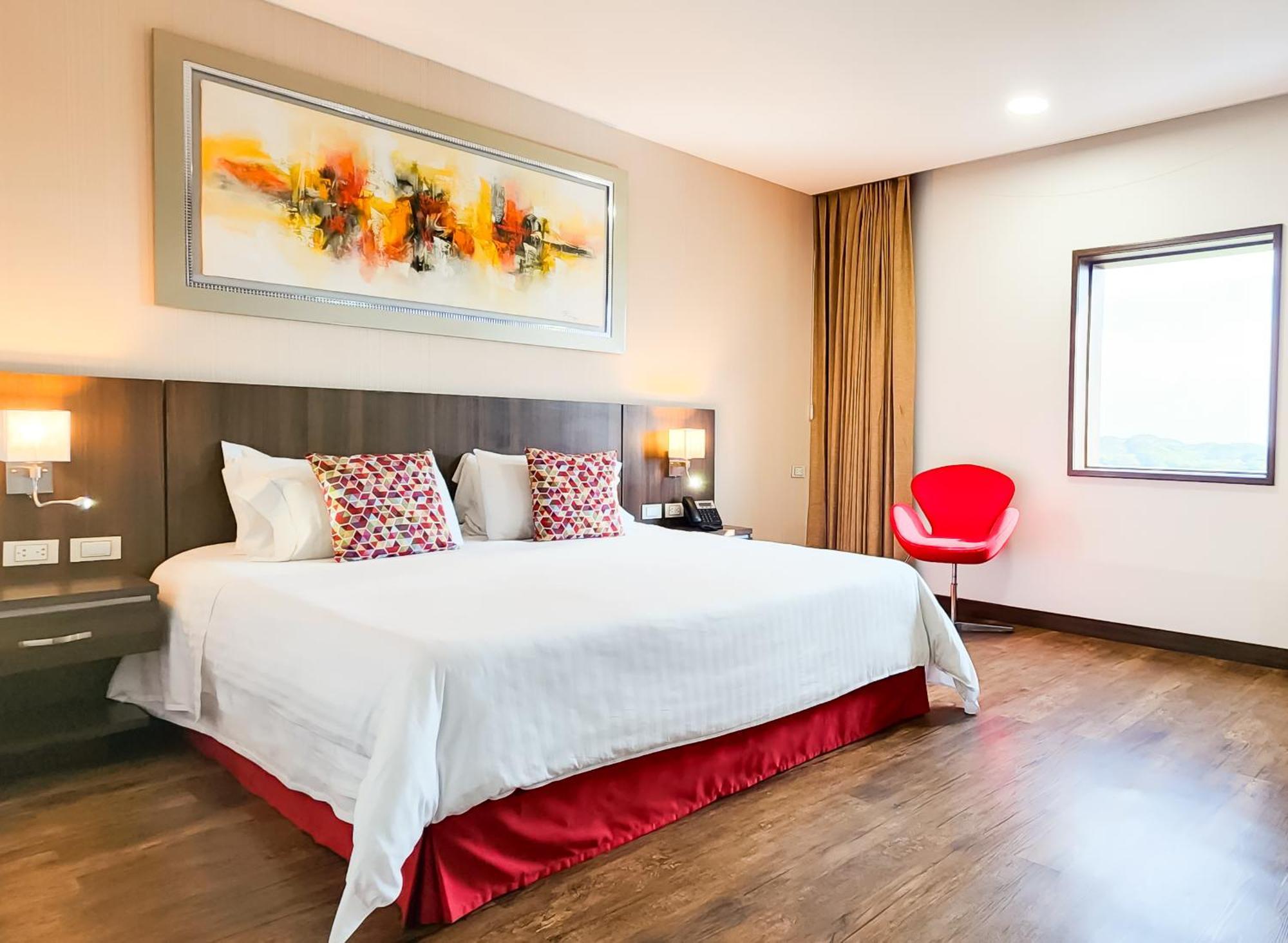 Hotel Royal Elim International Калі Екстер'єр фото Deluxe Room